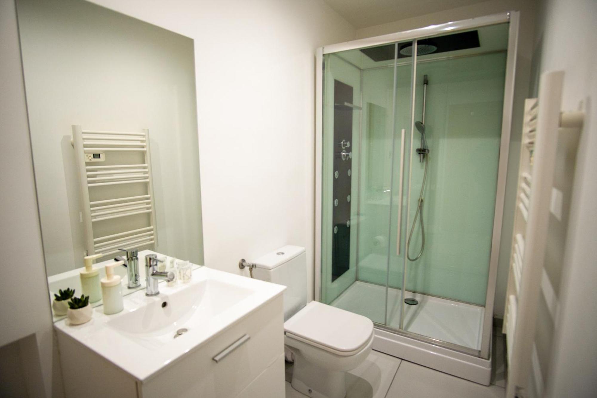 A L'Ombre Du Pin "2" - Family T3 Near Disneyland And Paris, 1-6 Guests ル・パン エクステリア 写真